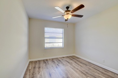 Discover this beautifully renovated 4-bedroom, 2-bathroom - photo 32