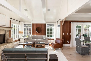 Welcome to Sea Grass Cottage, a newly remodeled Carmel Point - photo 4