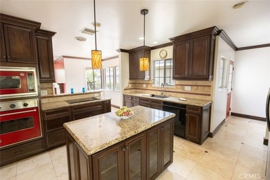 Location is everything. Don't miss this opportunity in the heart - photo 3