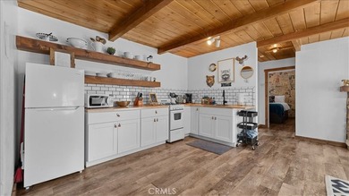 Whether you're looking for your own mountain getaway, a - photo 11