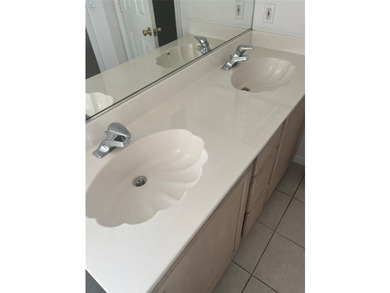 BACK ON THE MARKET & PRICED TO SELL! Don't miss this second - photo 13