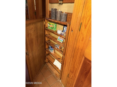 Here is that Beautiful Rustic Log House you have been looking