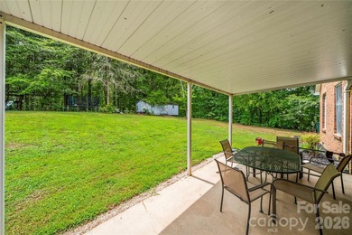 Don't miss out on this charming family home and what it has to - photo 29