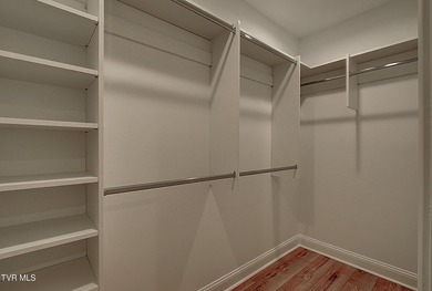 Stunning new construction offering over 3,500 finished square - photo 34