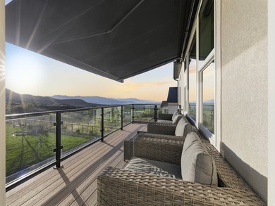 Come see your new home on a large lot overlooking Gladstone Golf - photo 34