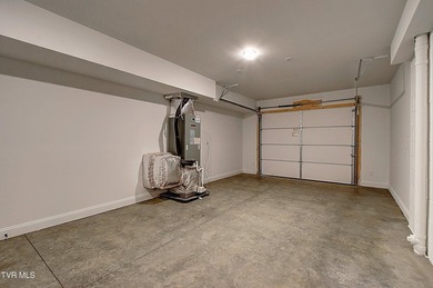 Stunning new construction offering over 3,500 finished square - photo 36