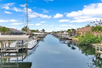 Welcome to your dream home! Perfectly situated on a prime corner - photo 9