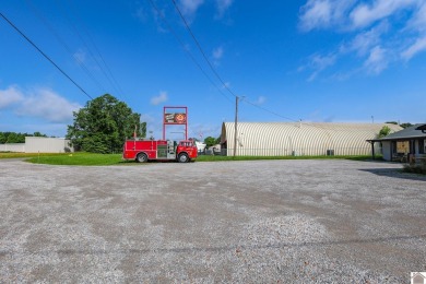 Here's your chance to own a thriving business location just 1.7 - photo 9