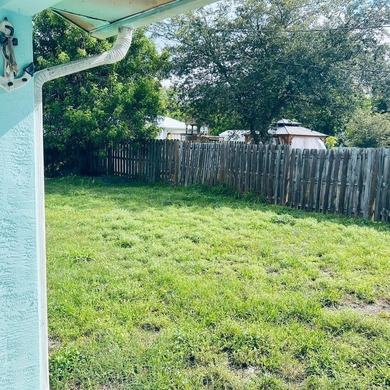 Don't mis out the opportunity to own this rare gem of 4 beds 2 - photo 15