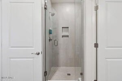 The sellers of this gorgeous like new home beach home have taken - photo 34