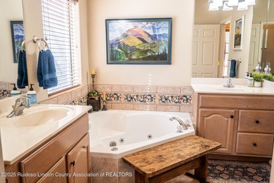 Discover your own mountain escape with this beautiful 4