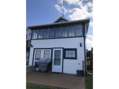 Lake Home For Sale in Houghton Lake, Michigan