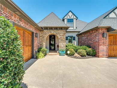 Discover a lifestyle of comfort, convenience at 2709 Stetson DR - photo 3