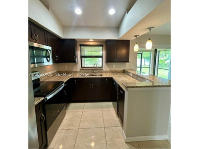 Spacious home located in desirable NE Cape Coral neighborhood - photo 3
