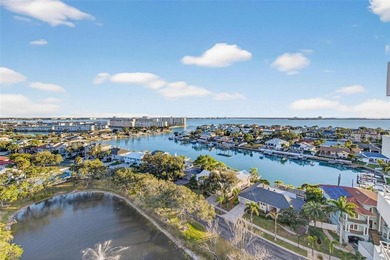 Perched high above the Pasadena Yacht & Country Club, Penthouse - photo 25