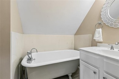 Exceptional historic residence on iconic St. Charles Avenue - photo 28
