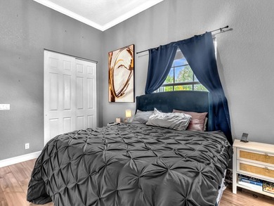 PRICE REDUCTION !! MAGNIFICENT HOME ON OVERSIZED CORNER LOT - photo 40