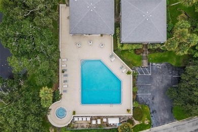 Perched high above the Pasadena Yacht & Country Club, Penthouse - photo 43