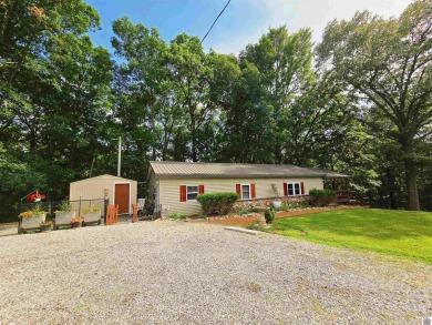 Lake Barkley Home For Sale in Cadiz Kentucky