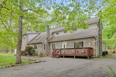 Lake Home For Sale in Albrightsville, Pennsylvania