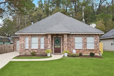 Lake Pontchartrain Home For Sale in Mandeville Louisiana