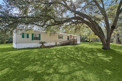 Lake Pontchartrain Home For Sale in Lacombe Louisiana