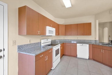 Enjoy preserve-facing privacy in this first-floor 3-bedroom - photo 12