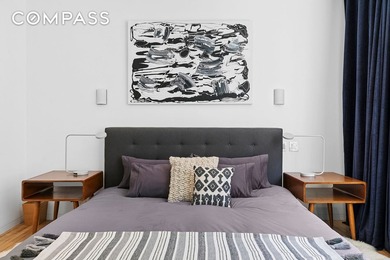 Welcome to Residence 2S/3S at 16 Desbrosses Street, a cavernous - photo 15