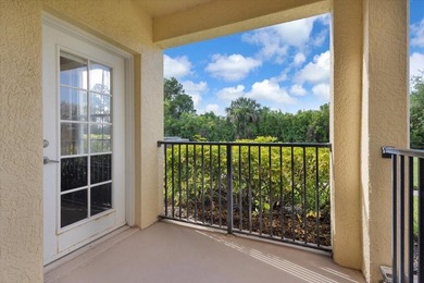 Enjoy preserve-facing privacy in this first-floor 3-bedroom - photo 15
