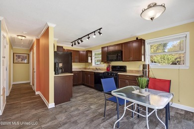 Live where the Gulf Coast lifestyle meets everyday comfort at - photo 16