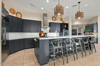 A sophisticated blend of soft contemporary and traditional - photo 19