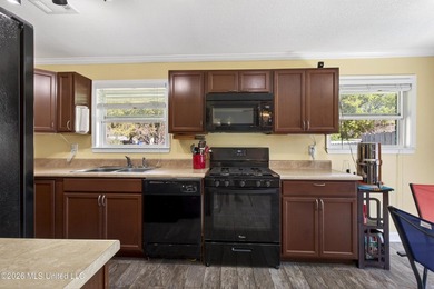 Live where the Gulf Coast lifestyle meets everyday comfort at - photo 19