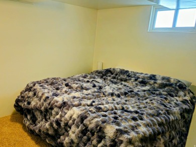 Take a look at this inviting 4-bedroom, 2-bathroom home tucked - photo 20