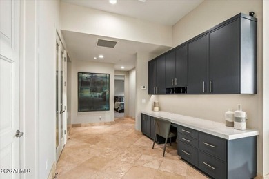 A sophisticated blend of soft contemporary and traditional - photo 23