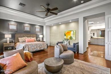 A sophisticated blend of soft contemporary and traditional - photo 28