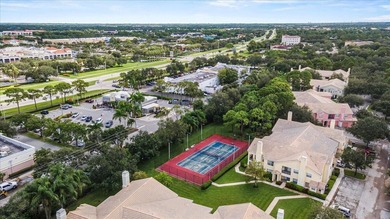 Enjoy preserve-facing privacy in this first-floor 3-bedroom - photo 40
