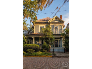 Make one of Savannah's most sought-after addresses in the heart - photo 49