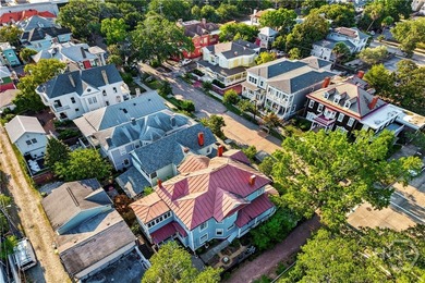 Make one of Savannah's most sought-after addresses in the heart - photo 50