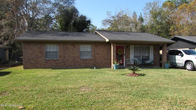 Nice brick 3bdrm 1bth home, tenant occupied on a month to month - photo 1