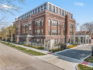 The Saint Charles Residences! This 3 bed 2.5 bath space offers - photo 3