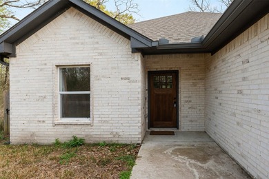 2 fenced lots, 1 great house! Priced well below Henderson County - photo 36