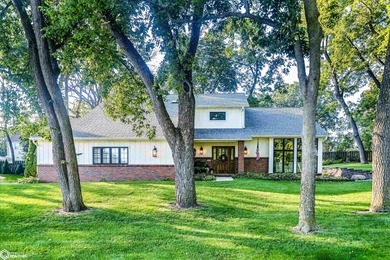 (private lake, pond, creek) Home For Sale in Harlan Iowa