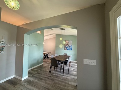Beautifully renovated 3-bedroom, 2-bath CBS construction home - photo 4