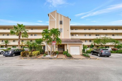 (private lake, pond, creek) Condo For Sale in Delray Beach Florida