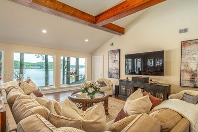 Welcome to 3635 Kings Rd, where lake living is elevated to its - photo 4