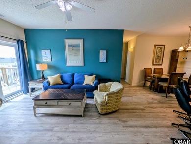 This is a spacious 2 bedroom/2 bath condo in the middle of - photo 4