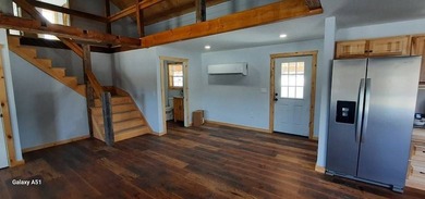 Charming renovated Farmhouse with views of the Sacandaga - photo 18