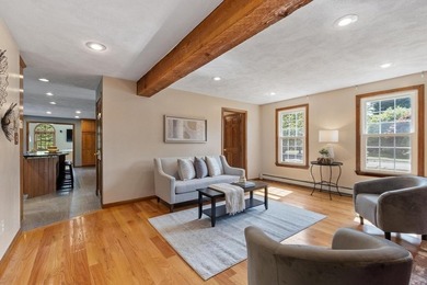 PRIVACY, SPACE & LOCATION! Stunning 4BR Colonial on a private - photo 19