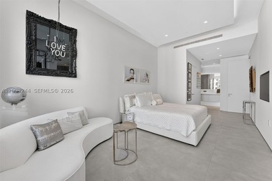 Unique, modern multi-level penthouse in the highly desirable - photo 20