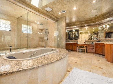 LUXURY RESORT LIVING ESTATE W/GYMNASIUM! CUSTOM BUILT BY - photo 20